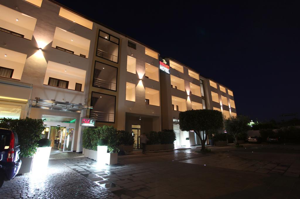 Hotel Briganti Qualiano Exterior foto