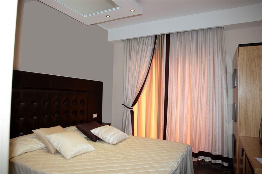 Hotel Briganti Qualiano Exterior foto